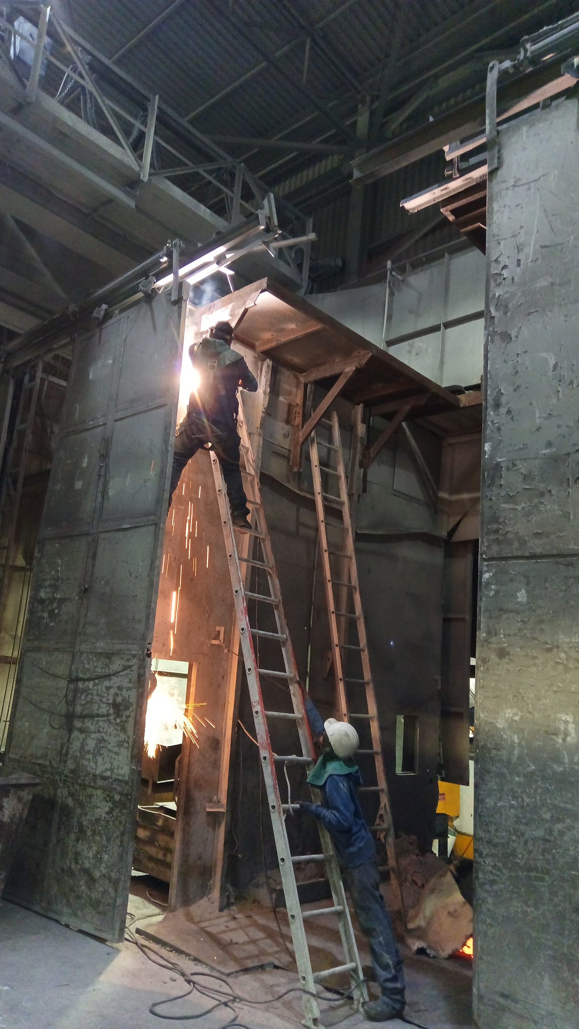 Fabricación de techo en hornos